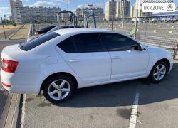 Лифтбек Skoda Octavia III (A7) 2016 в Киеве