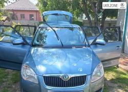Хэтчбек 5 дверей Skoda Fabia 2010 в Прилуках