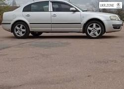 Седан Skoda Superb 2006 в Прилуках