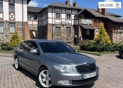 Лифтбек Skoda Superb II 2010 в Львове