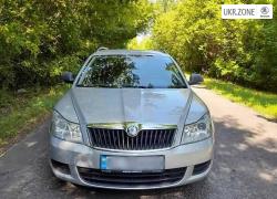 Універсал 5 дверей Skoda Octavia 2011 у Краснограді