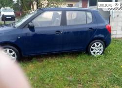 Хэтчбек 5 дверей Skoda Fabia II Рестайлинг 2011 в Луцке