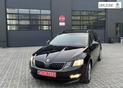 Универсал 5 дверей Skoda Octavia 2017 в Львове