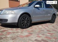 Лифтбек Skoda Octavia 2008 в Ровно