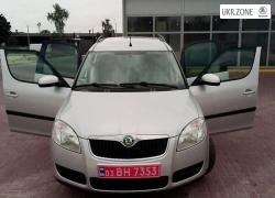 Компактвен Skoda Roomster I 2008 у Рівному