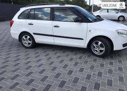 Универсал 5 дверей Skoda Fabia II 2009 в Полтаве