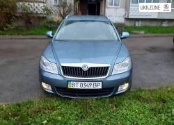 Универсал 5 дверей Skoda Octavia 2011 в Калуше