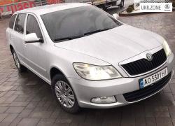 Универсал 5 дверей Skoda Octavia 2010 в Хусте