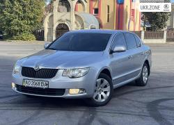 Лифтбек Skoda Superb II 2011 в Ужгороде