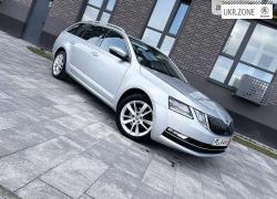 Универсал 5 дверей Skoda Octavia 2017 в Львове