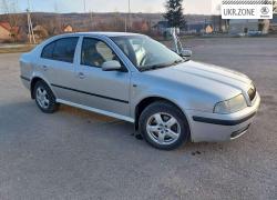 Лифтбек Skoda Octavia 2004 в Старом Самборе
