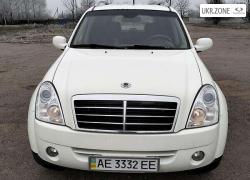 Внедорожник 5 дверей SsangYong Rexton II 2011 в Новоукраинке