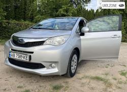 Хэтчбек 5 дверей Subaru Trezia I 2012 в Гайсине