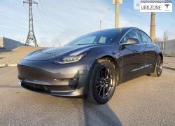Седан Tesla Model 3 I 2019 в Днепре