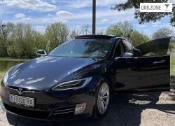 Лифтбек Tesla Model S 2016 в Белой Церкви