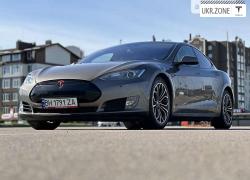 Лифтбек Tesla Model S I 2015 в Киеве