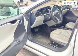 Лифтбек Tesla Model S I 2014 в Киеве