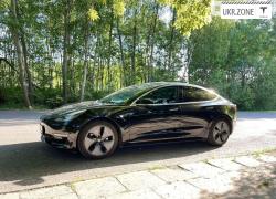 Седан Tesla Model 3 I 2019 у Івано-Франківську