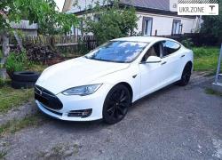 Лифтбек Tesla Model S I 2013 в Киеве