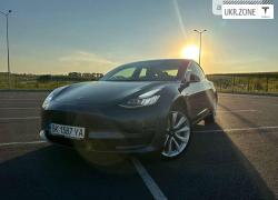 Седан Tesla Model 3 I 2018 в Ровно
