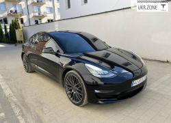 Седан Tesla Model 3 I 2018 в Ужгороде