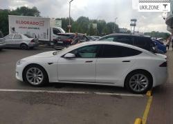 Лифтбек Tesla Model S I Рестайлинг 2017 в Киеве