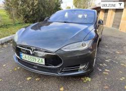Лифтбек Tesla Model S I 2015 в Черкассах
