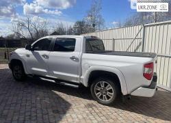 Пикап двойная кабина Toyota Tundra II Рестайлинг 2014 в Киеве