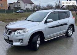 Внедорожник 5 дверей Toyota RAV4 2010 в Львове