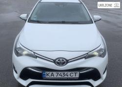 Універсал 5 дверей Toyota Avensis 2015 у Києві