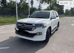 Позашляховик 5 дверей Toyota Land Cruiser VI (200 Series) Рестайлінг 2 2020 у Житомирі