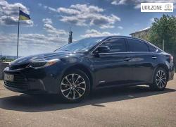 Седан Toyota Avalon IV Рестайлінг 2017 у Києві