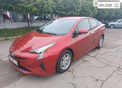 Хэтчбек 5 дверей Toyota Prius IV (XW50) 2017 в Ровно