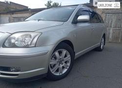 Універсал 5 дверей Toyota Avensis II 2004 у Києві
