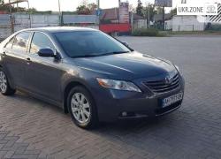 Седан Toyota Camry 2006 в Покровске