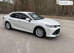 Седан Toyota Camry 2018 у Києві