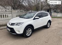 Внедорожник 5 дверей Toyota RAV4 2014 в Черкассах