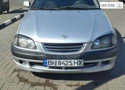 Седан Toyota Avensis 2000 у Одесі