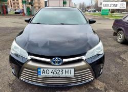 Седан Toyota Camry 2014 в Ужгороде