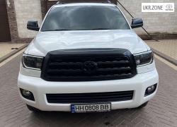 Позашляховик 5 дверей Toyota Sequoia II 2014 у Одесі