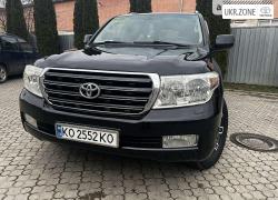 Внедорожник 5 дверей Toyota Land Cruiser VI (200 Series) 2011 в Ужгороде