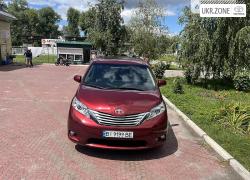 Минивэн Toyota Sienna III 2016 в Кременчуге