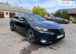 Седан Toyota Camry VIII (XV70) 2019 в Черкассах
