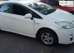 Хэтчбек 5 дверей Toyota Prius 2010 в Николаеве