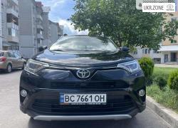 Внедорожник 5 дверей Toyota RAV4 2015 в Дрогобыче