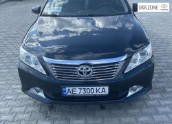 Седан Toyota Camry 2011 у Дніпрі