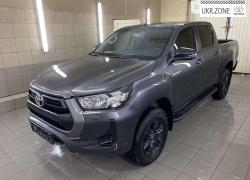 Пикап двойная кабина Toyota Hilux VIII Рестайлинг 2 2022 в Умане