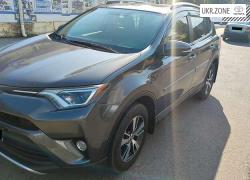 Внедорожник 5 дверей Toyota RAV4 IV (CA40) Рестайлинг 2016 в Кременчуге