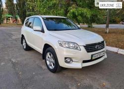 Внедорожник 5 дверей Toyota RAV4 III (XA30) Рестайлинг 2011 в Киеве