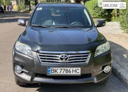 Внедорожник 5 дверей Toyota RAV4 2010 в Ровно